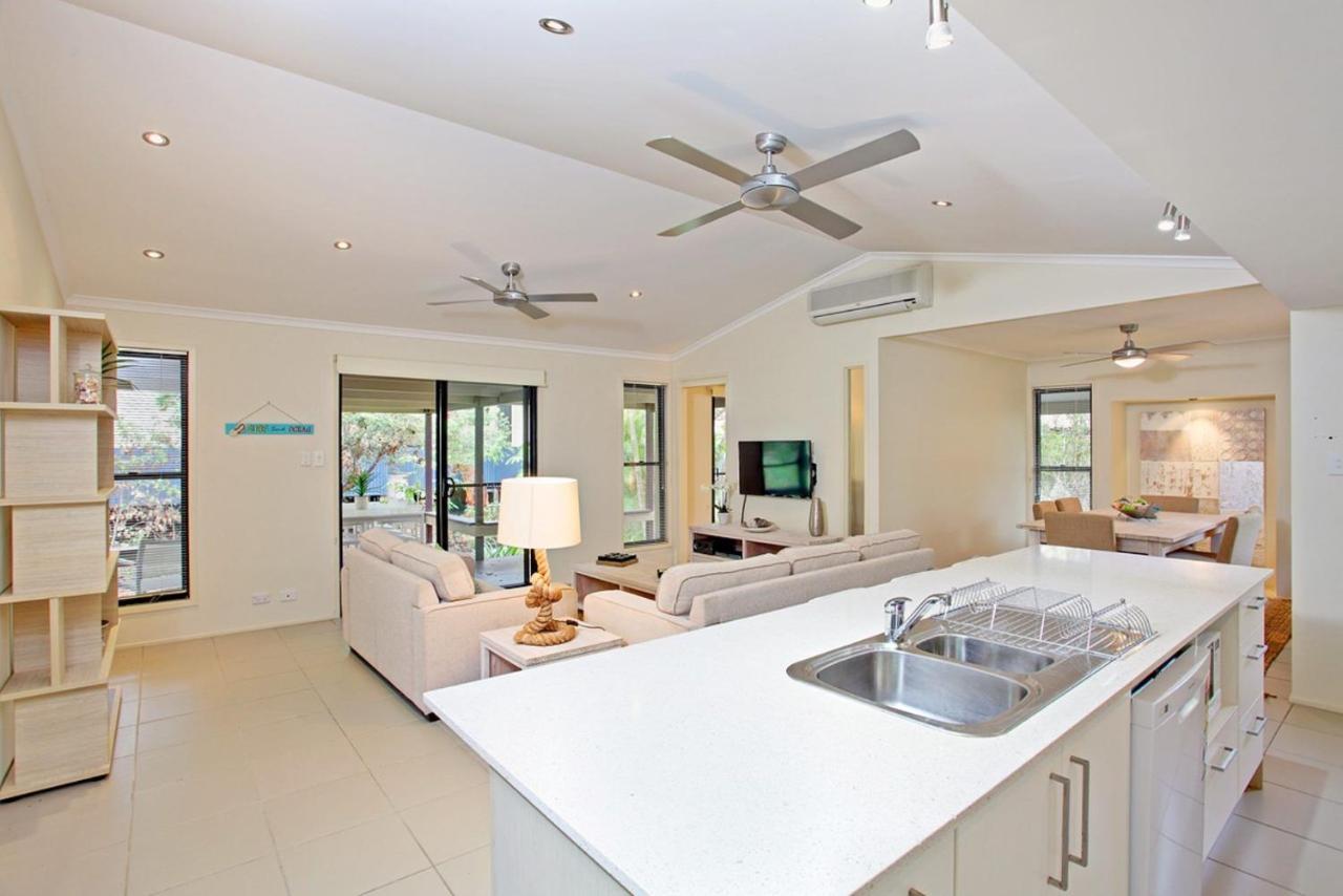 6 Orania Court Rainbow Shores Rainbow Beach Kültér fotó